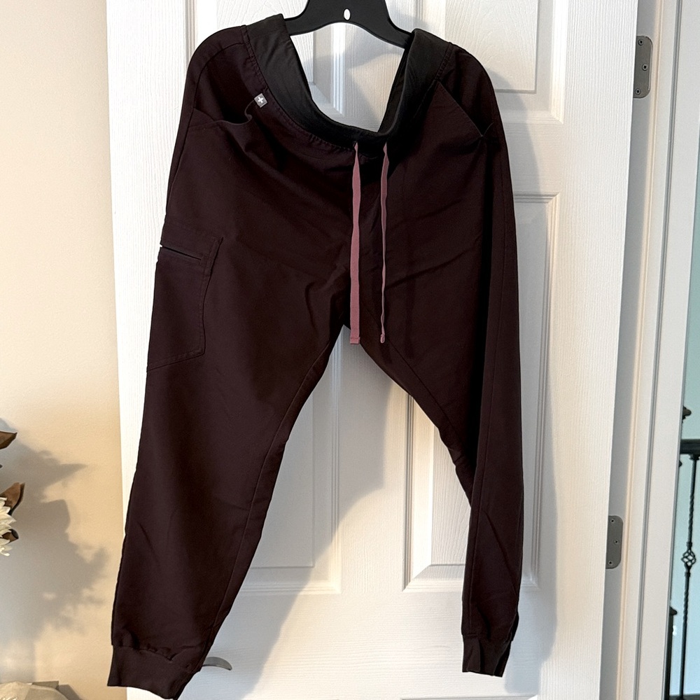 Figs Espresso Zamora- Jogger Scrub Pants